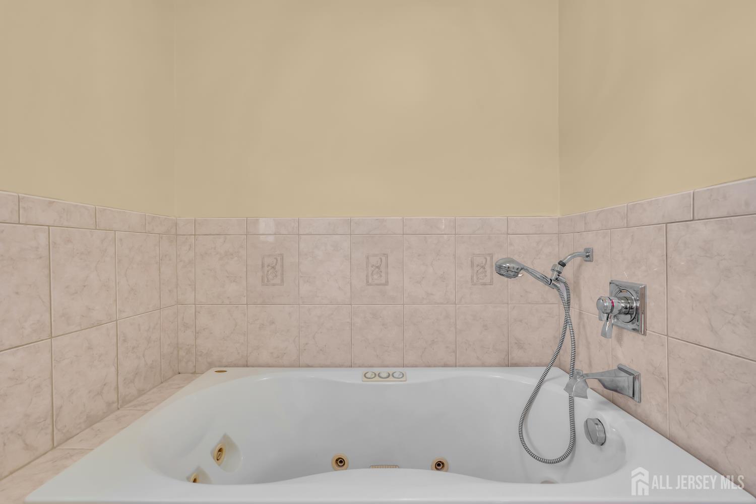 30 Hamilton Lane Plainsboro NJ 08536