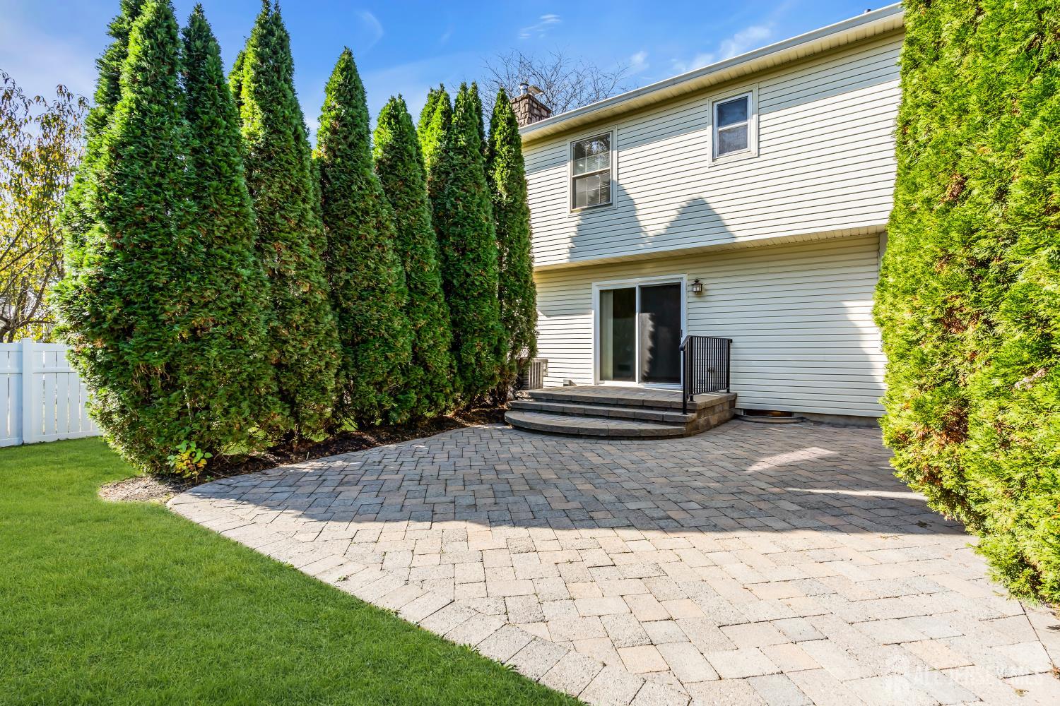30 Hamilton Lane Plainsboro NJ 08536