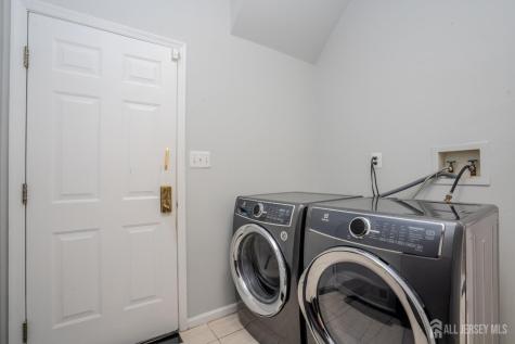 20 Forest Lane Monroe NJ 08831