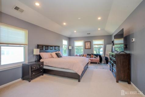 20 Forest Lane Monroe NJ 08831