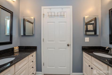 20 Forest Lane Monroe NJ 08831