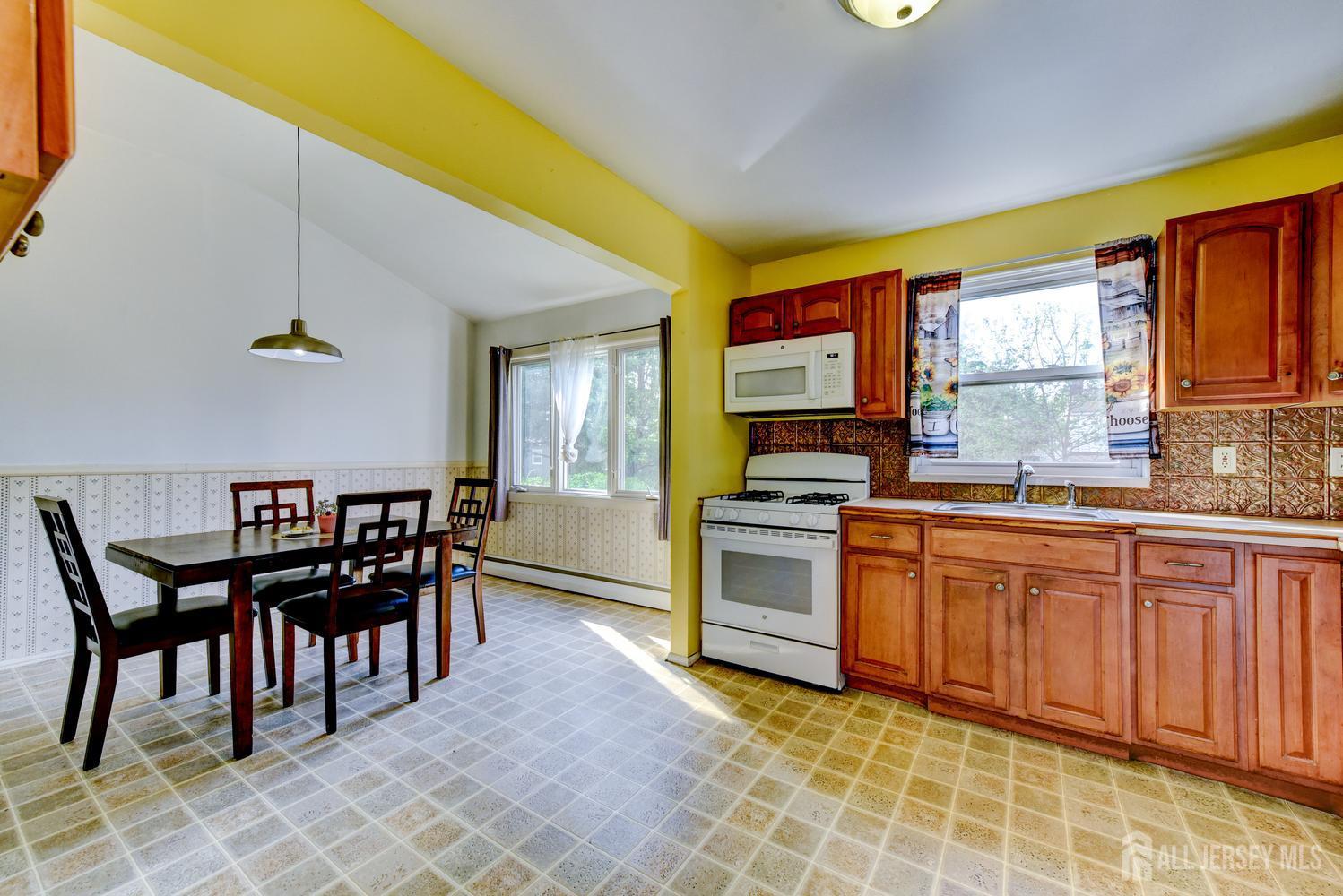 533 Ellis Parkway Piscataway NJ 08854