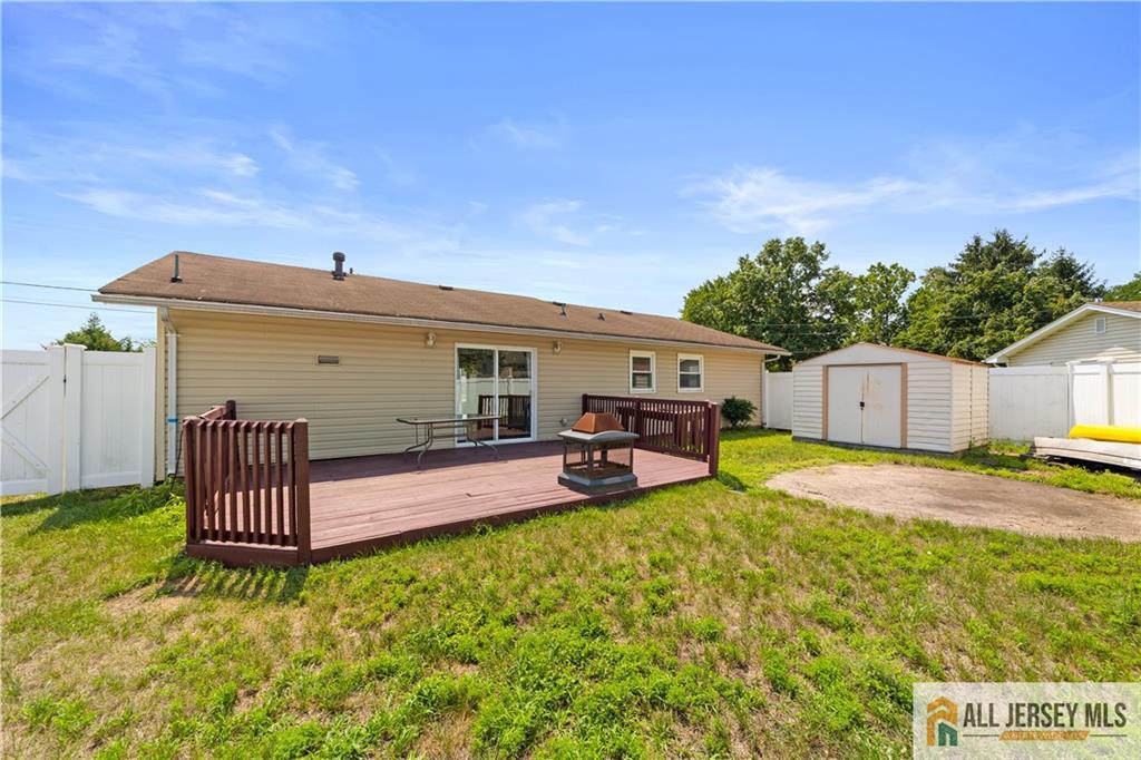 5 Forest Park Terrace Monroe NJ 08831