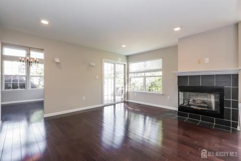 8 Pine Valley Lane Monroe NJ 08831
