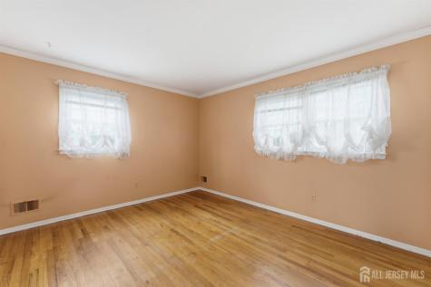 57 Mitchell Avenue Piscataway NJ 08854