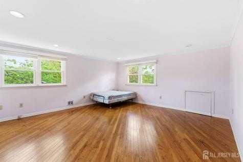 57 Mitchell Avenue Piscataway NJ 08854