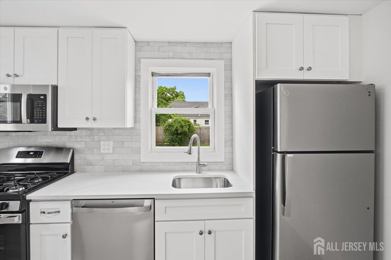 421 1st Street Middlesex NJ 08846