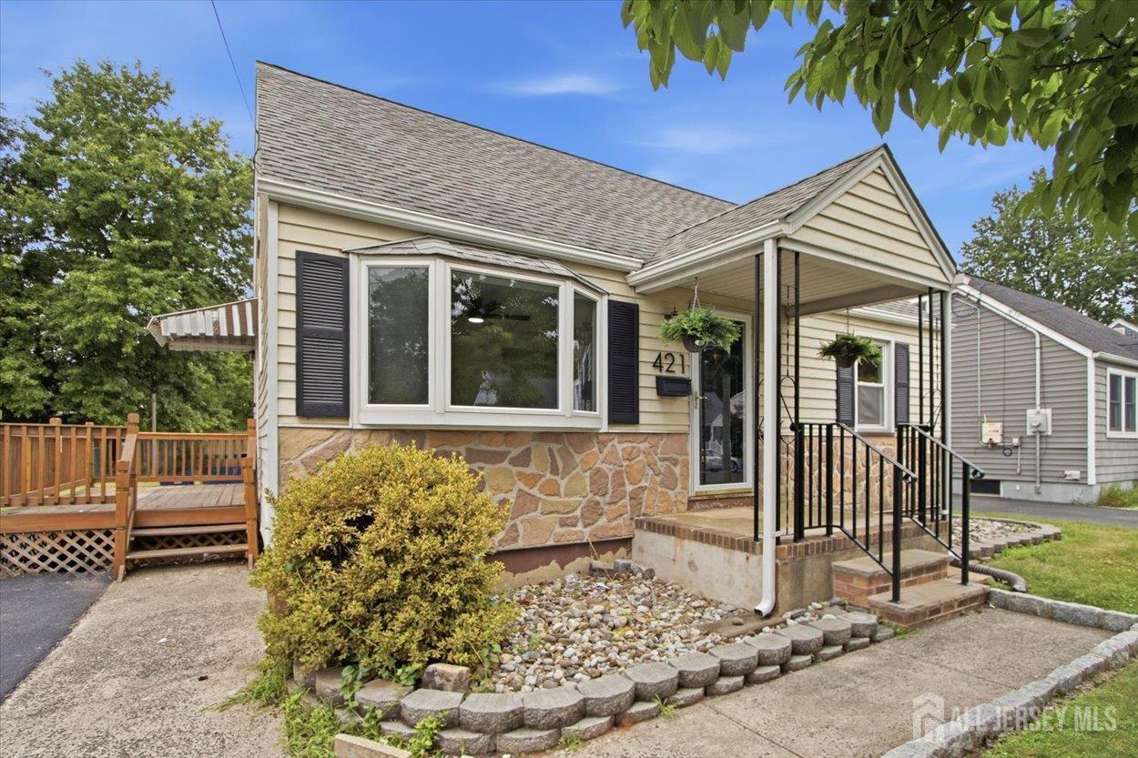421 1st Street Middlesex NJ 08846