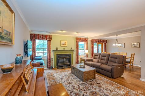 62 Fair Acres Court South Brunswick NJ 08540