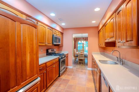 62 Fair Acres Court South Brunswick NJ 08540