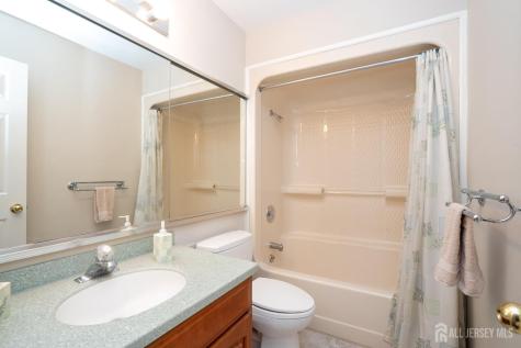 62 Fair Acres Court South Brunswick NJ 08540