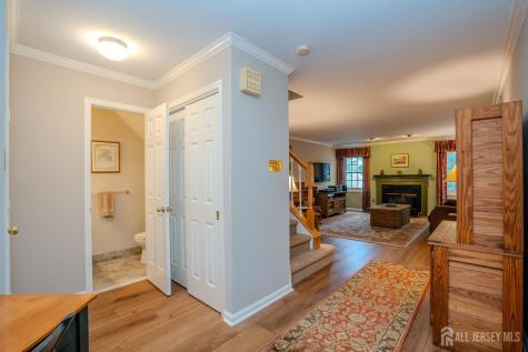 62 Fair Acres Court South Brunswick NJ 08540
