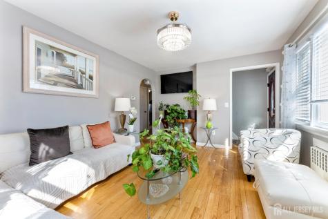 95 William Place Totowa NJ 07512