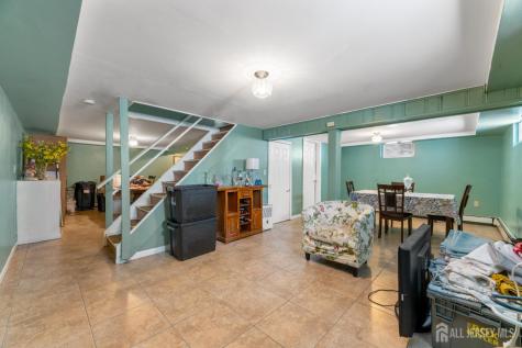 95 William Place Totowa NJ 07512