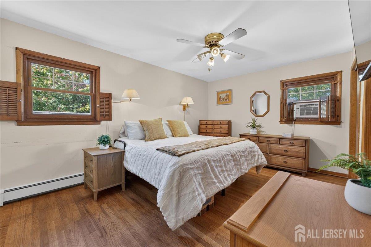 33 Newman Street Metuchen NJ 08840