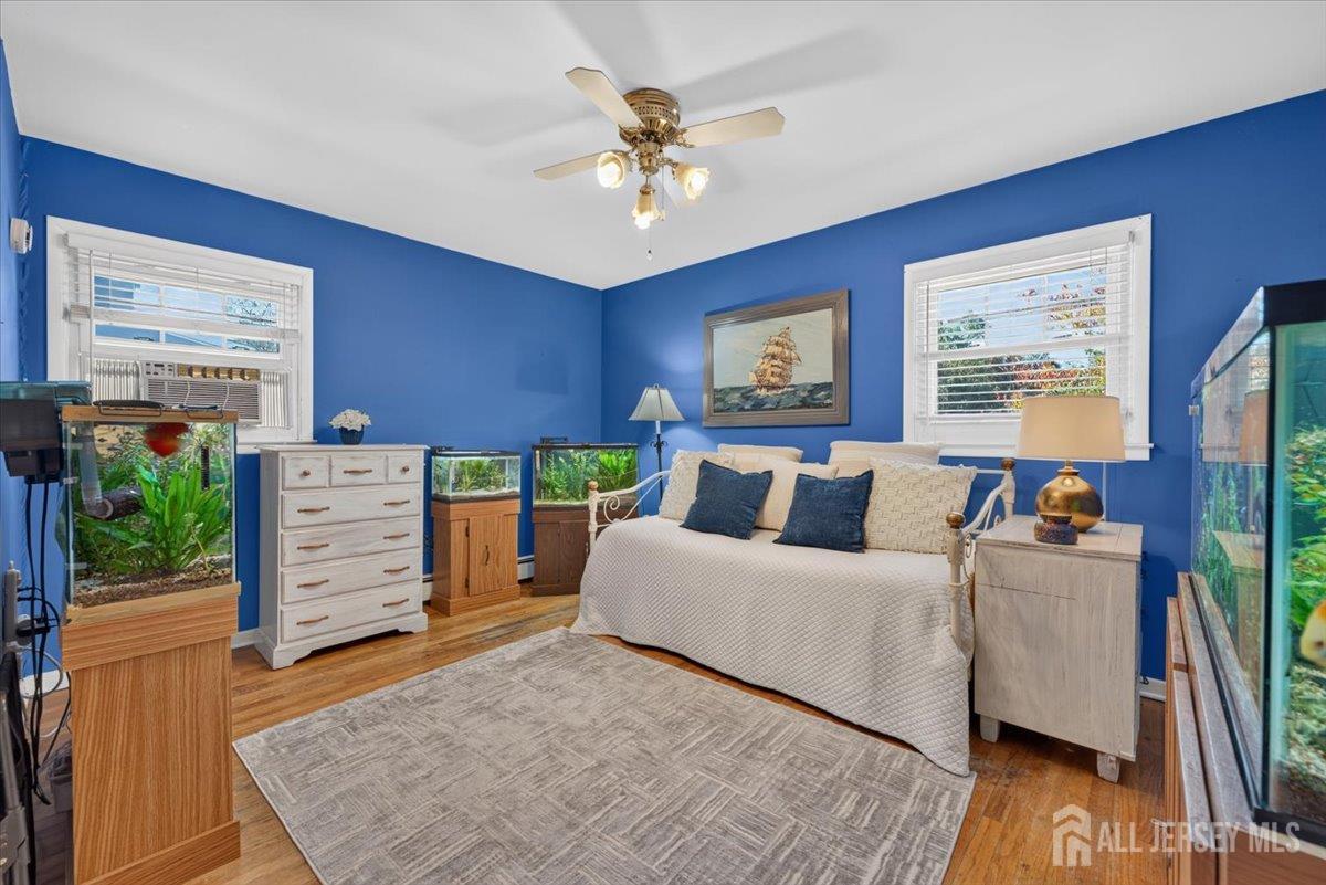 33 Newman Street Metuchen NJ 08840