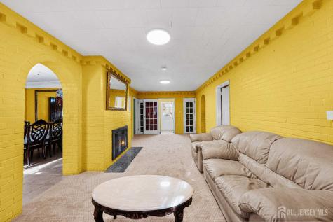 321 Manalapan Road Spotswood NJ 08884