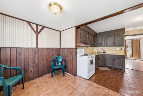 22 Grand Avenue Iselin NJ 08830