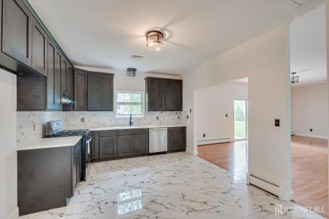120 Codington Avenue Franklin Twsp NJ 08873