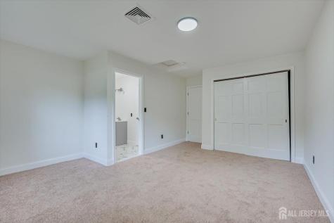 120 Codington Avenue Franklin Twsp NJ 08873