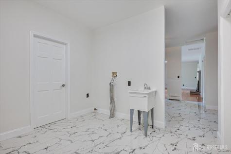 120 Codington Avenue Franklin Twsp NJ 08873