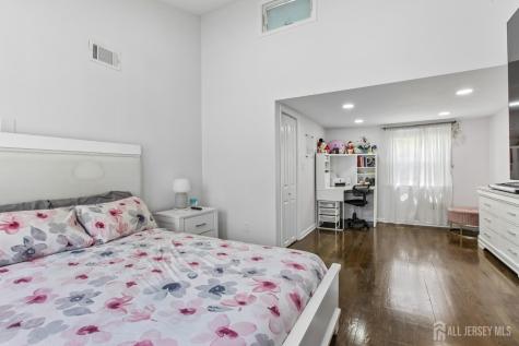 277 Orchard Street Rahway NJ 07065