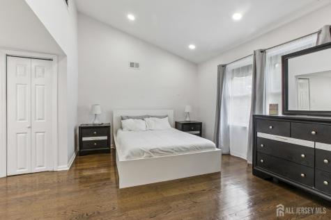 277 Orchard Street Rahway NJ 07065
