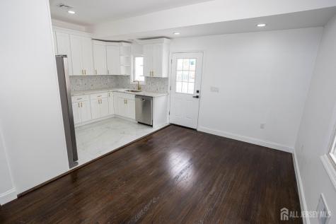 25 Menlo Avenue Menlo Park Terrace NJ 08840
