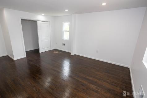 25 Menlo Avenue Menlo Park Terrace NJ 08840