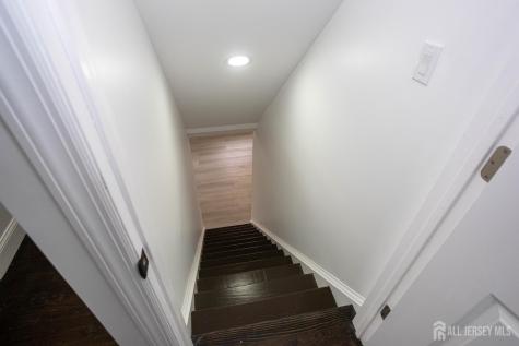 25 Menlo Avenue Menlo Park Terrace NJ 08840