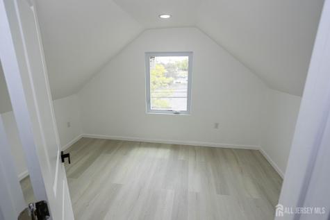 25 Menlo Avenue Menlo Park Terrace NJ 08840