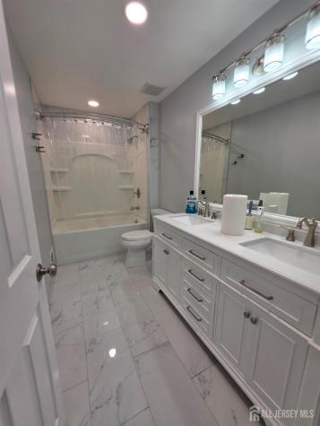 41 Magellan Way Franklin Twsp NJ 08823