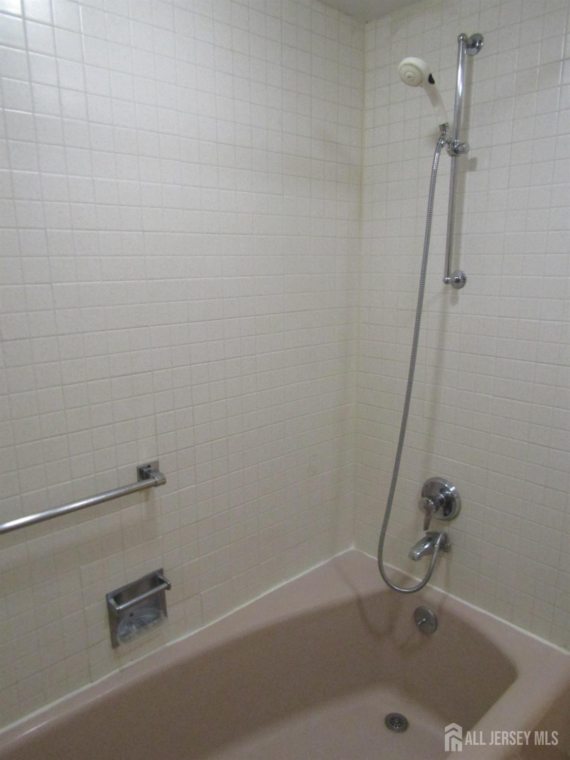 57 Fairfield Lane Monroe NJ 08831