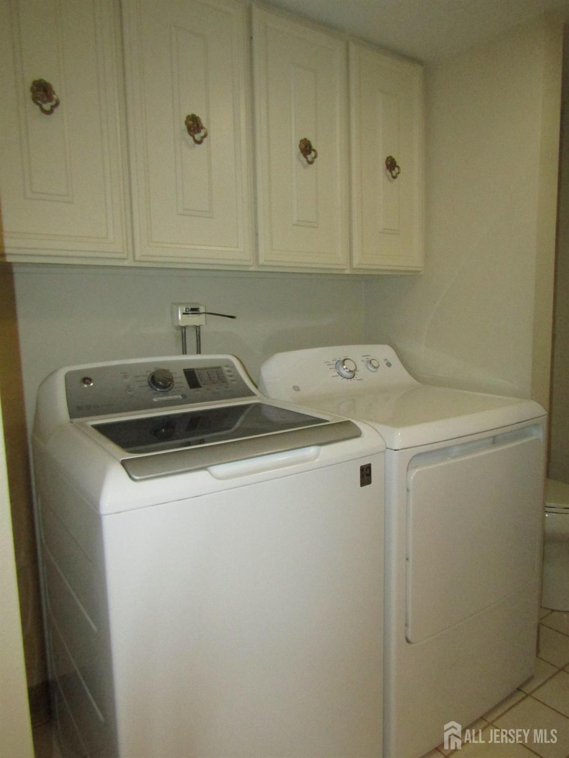 57 Fairfield Lane Monroe NJ 08831