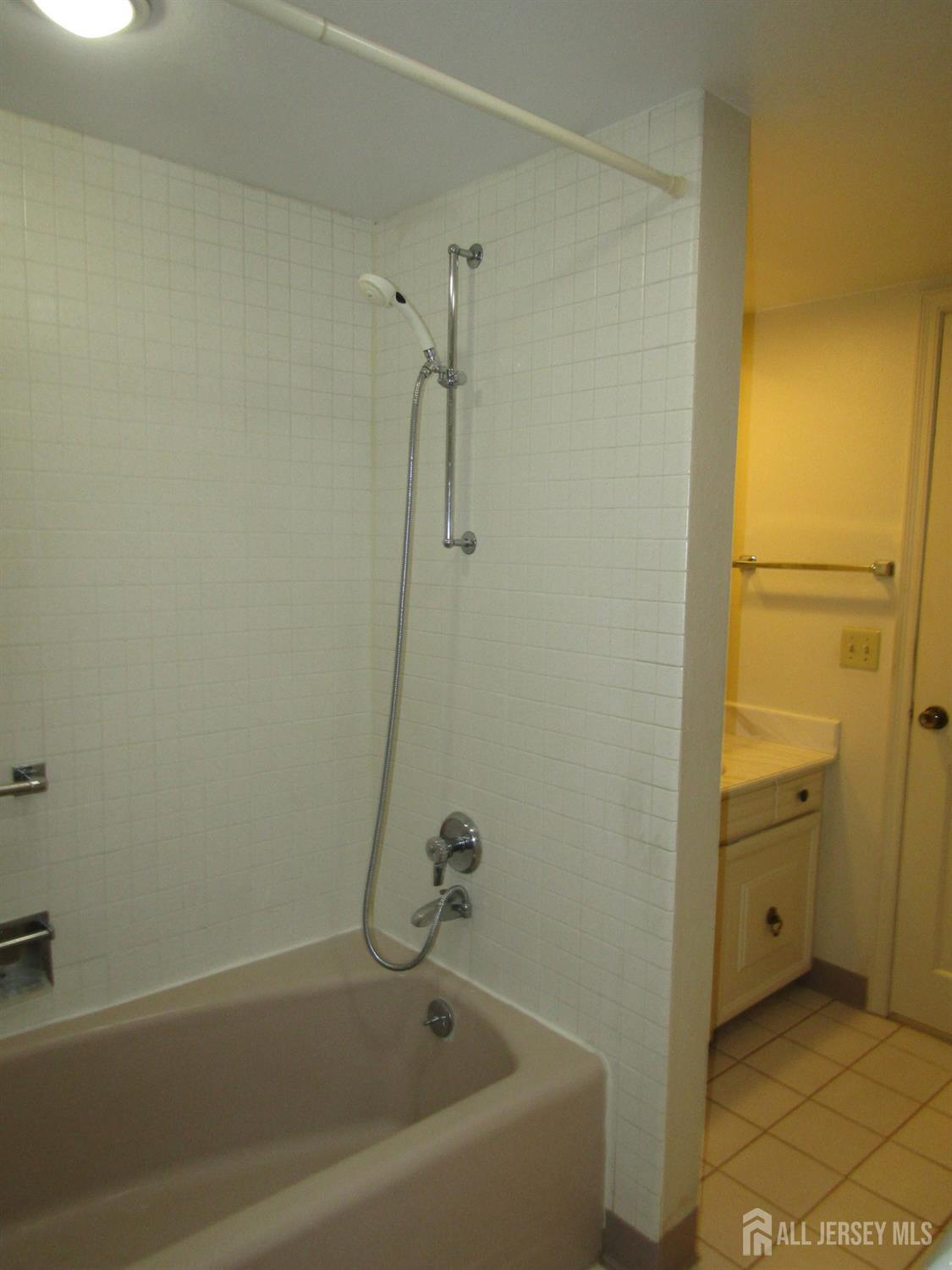 57 Fairfield Lane Monroe NJ 08831