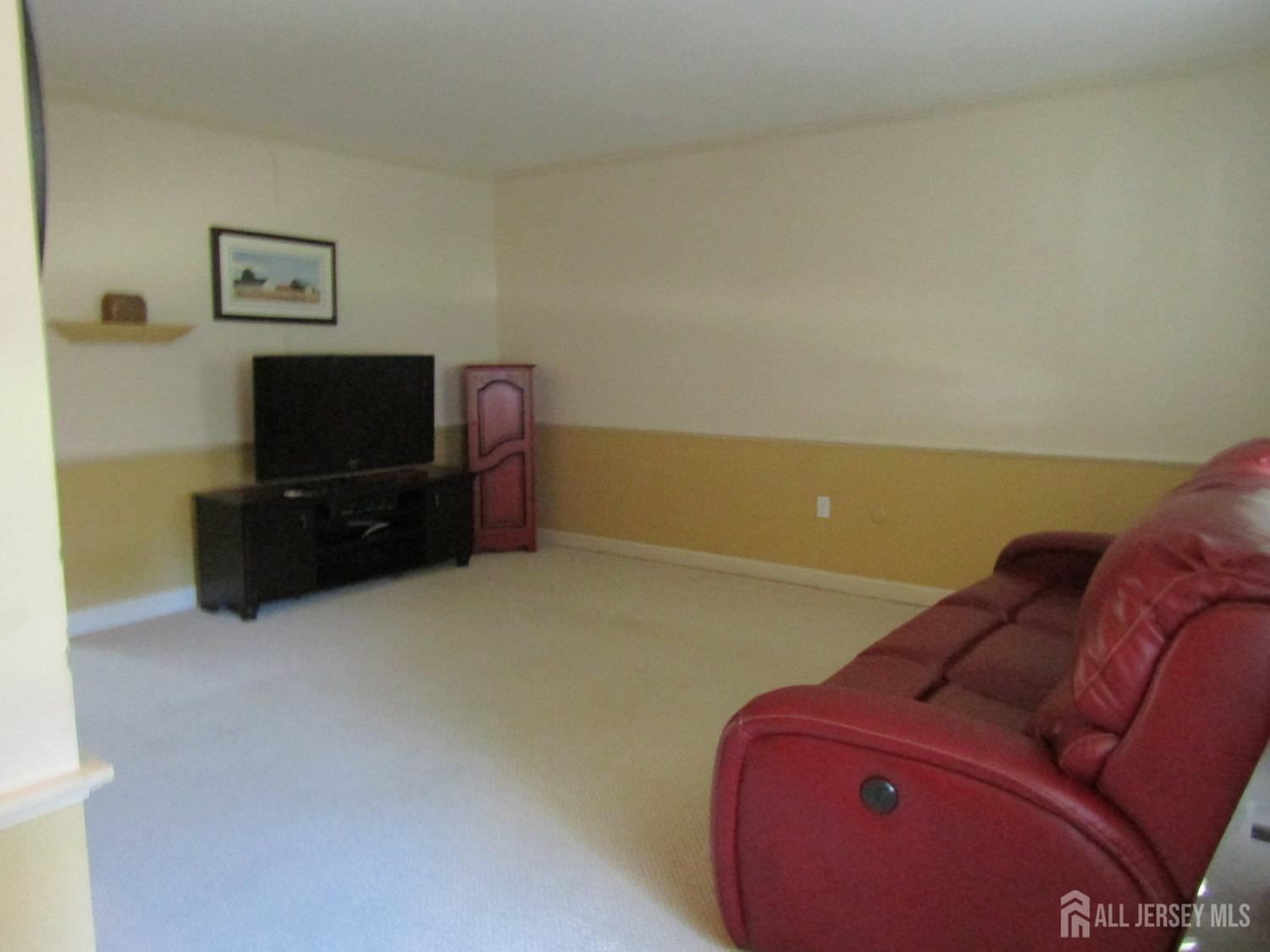57 Fairfield Lane Monroe NJ 08831