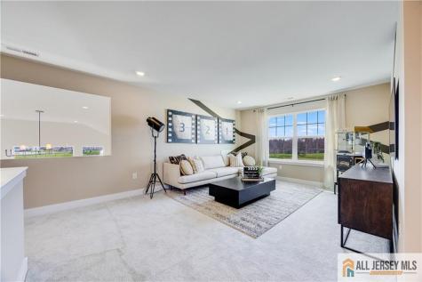 19 Galerie Court Monroe NJ 08831
