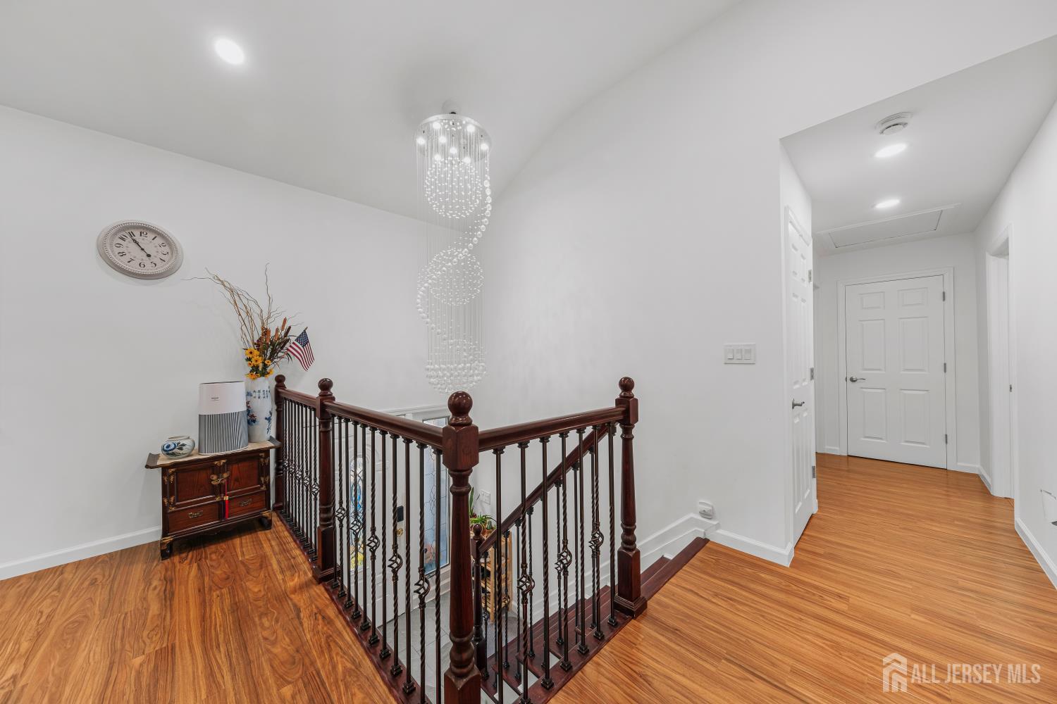 313 Suttons Lane Edison NJ 08817