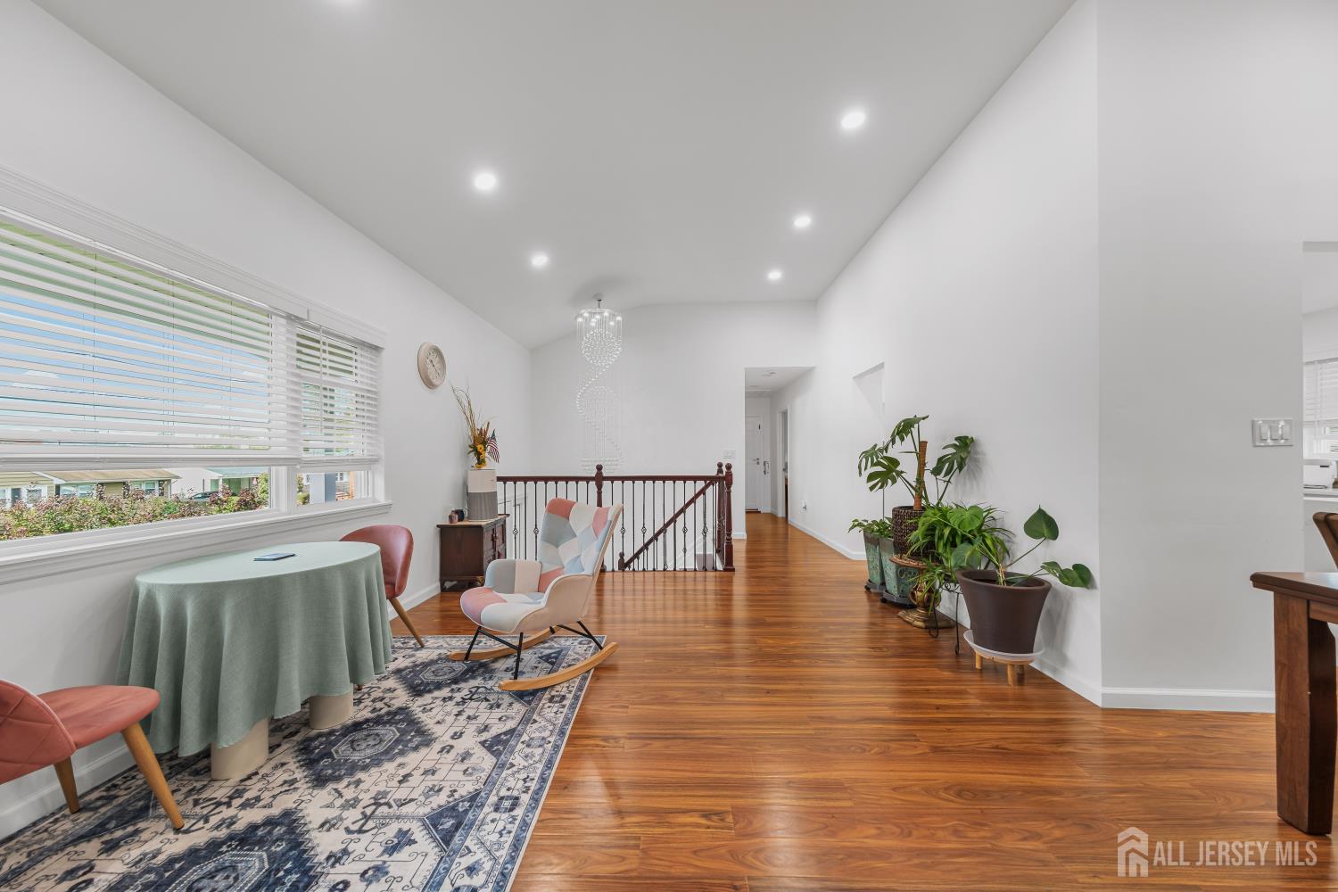 313 Suttons Lane Edison NJ 08817