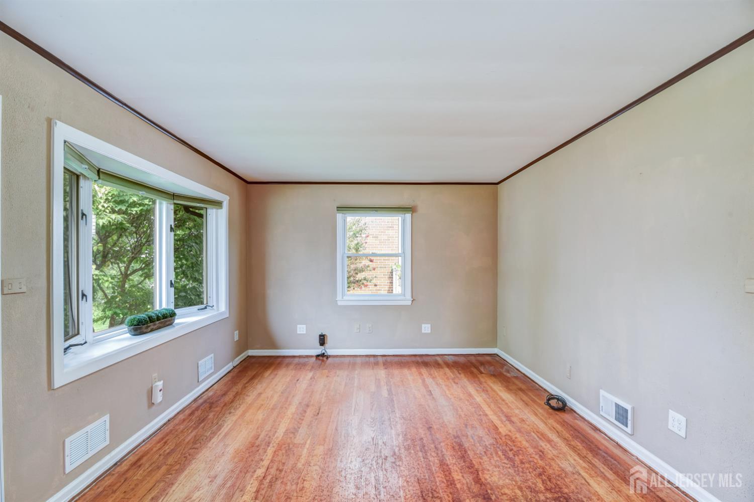 73 Townsend Street Milltown NJ 08850