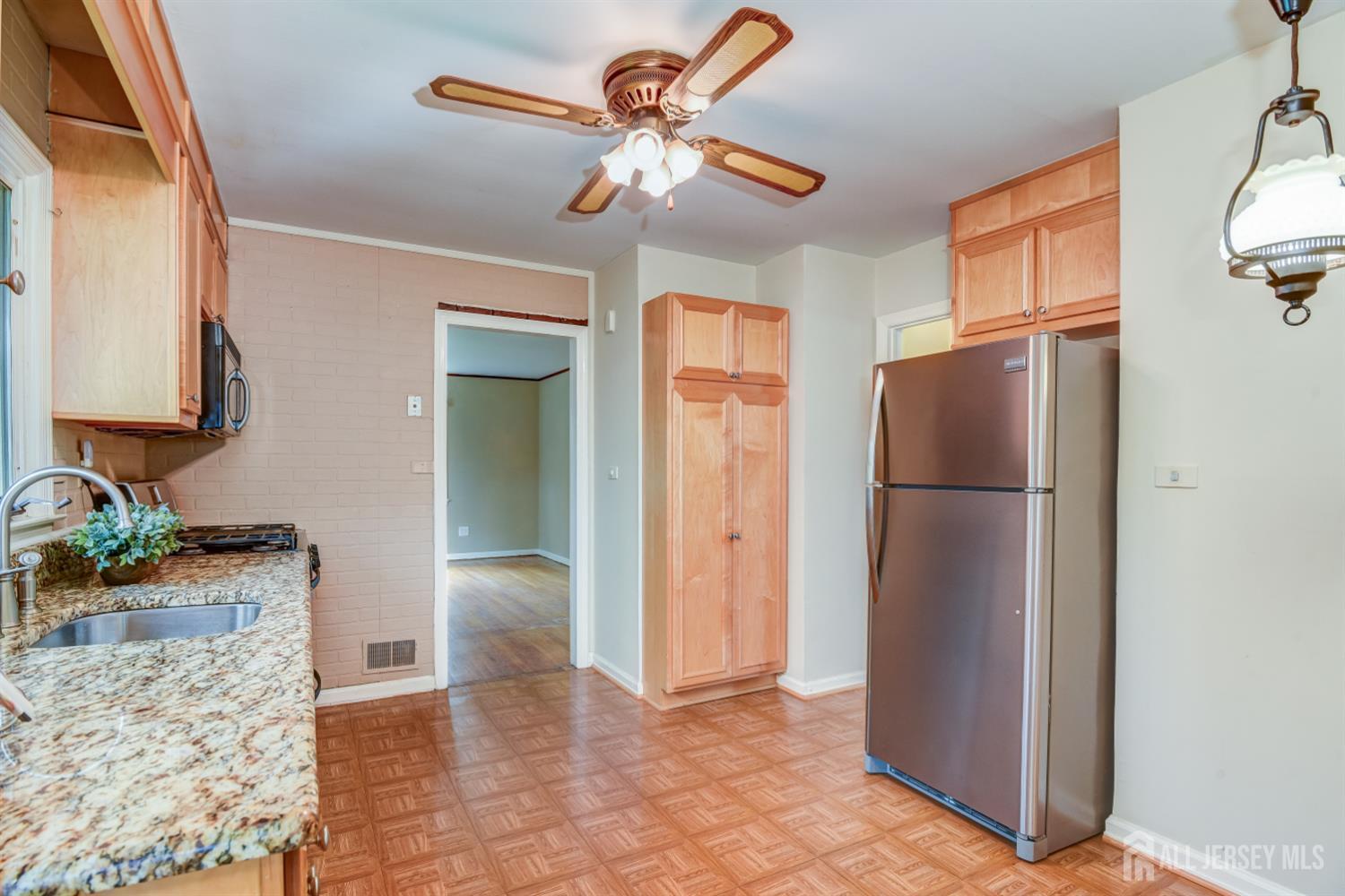 73 Townsend Street Milltown NJ 08850