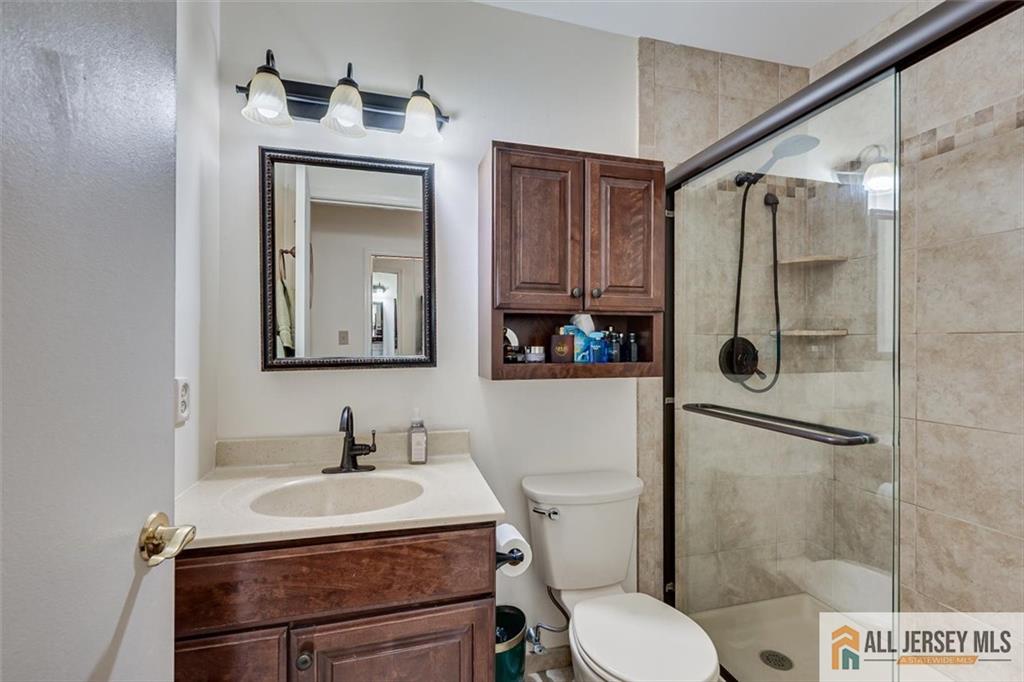 254 Teasdale Place Morganville NJ 07751