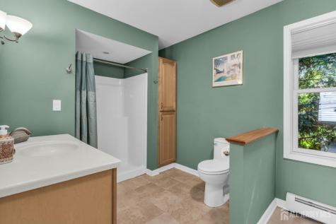 65 Coleman Street Edison NJ 08817