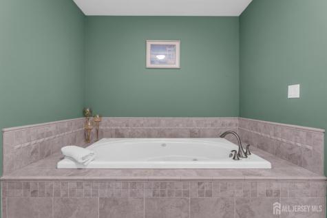 65 Coleman Street Edison NJ 08817