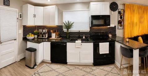 7 Kendall Drive Parlin NJ 08859