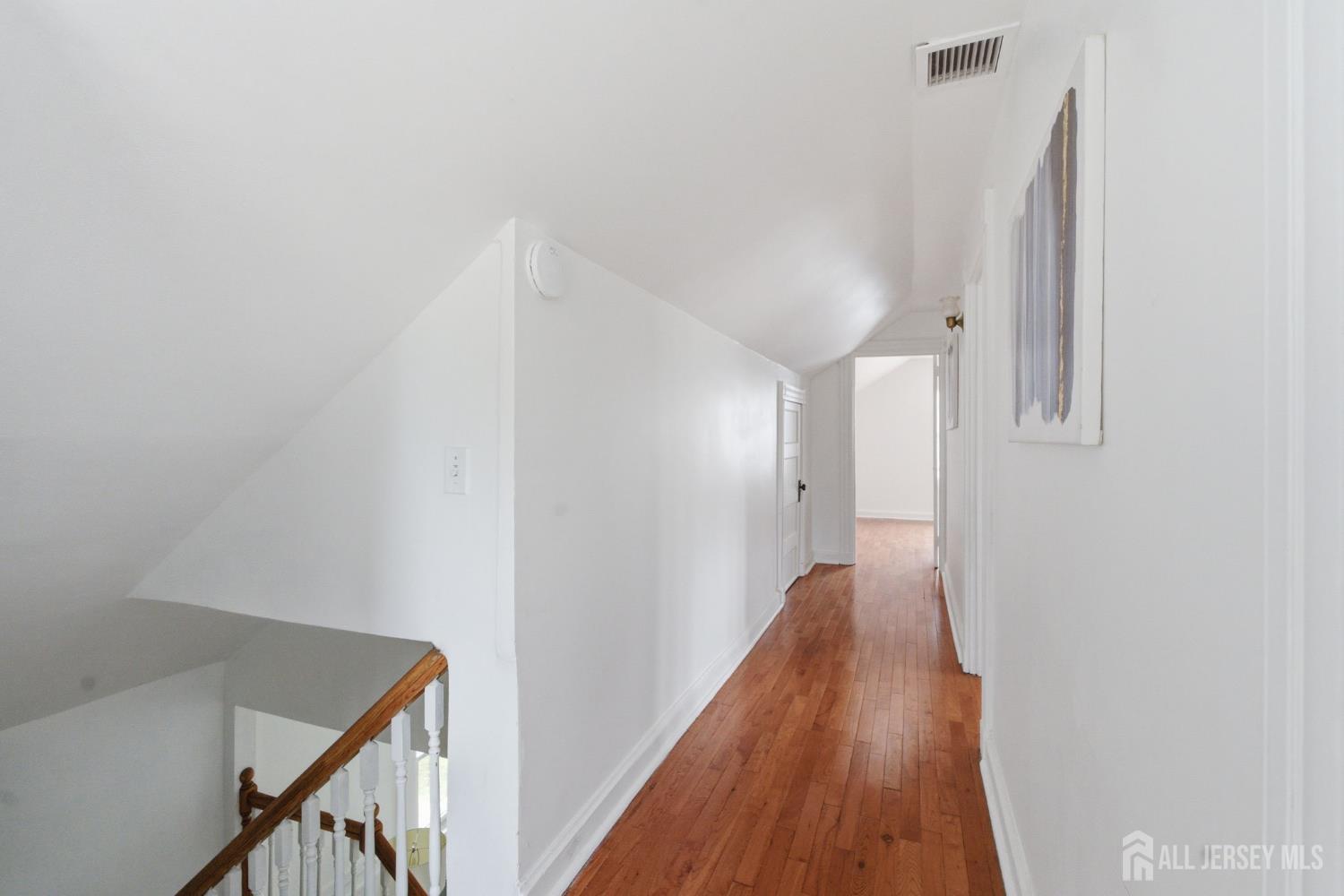 18 Fox Road Edison NJ 08817