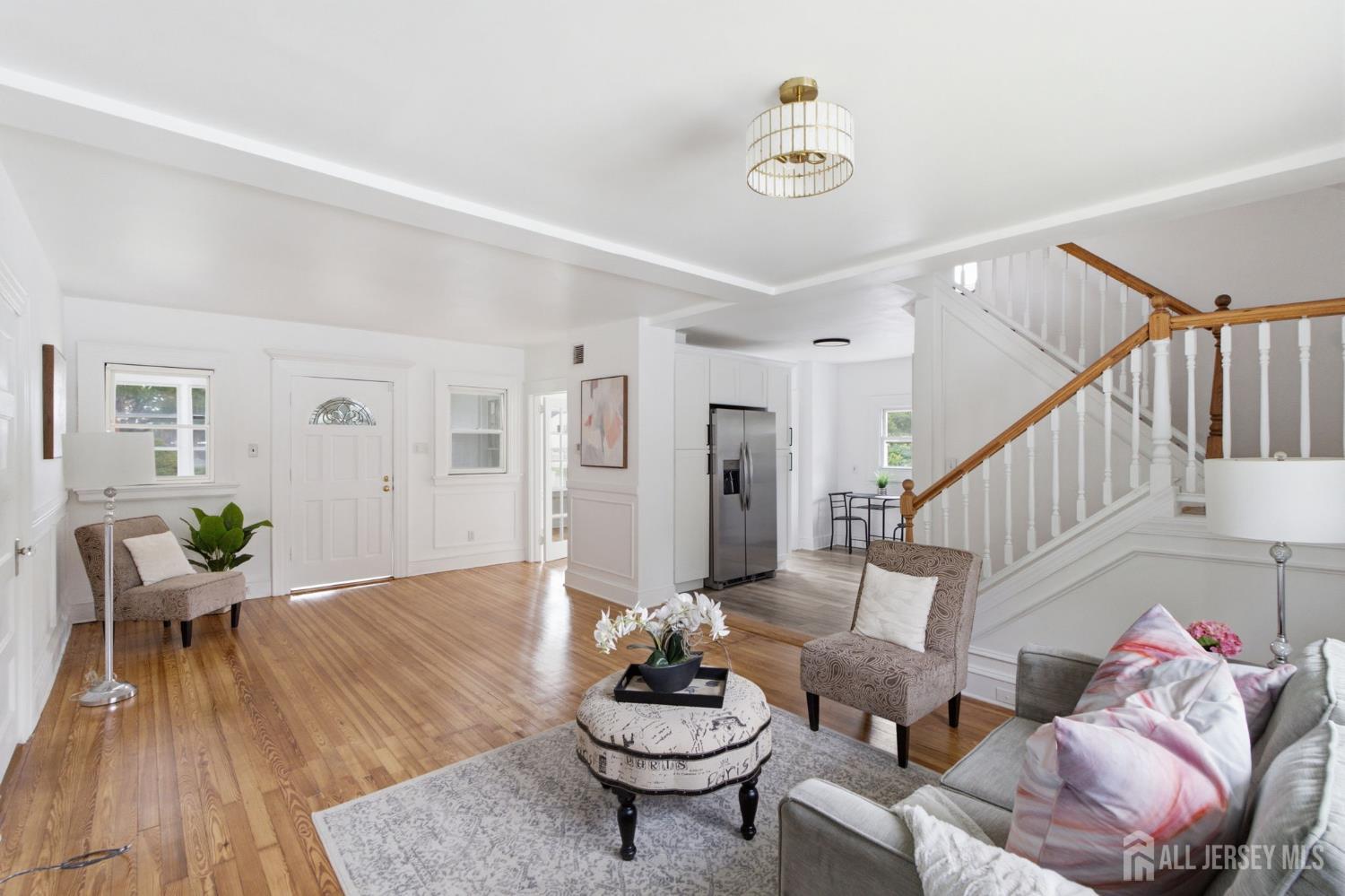 18 Fox Road Edison NJ 08817