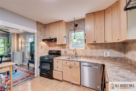 111 Johnson Street Highland Park NJ 08904