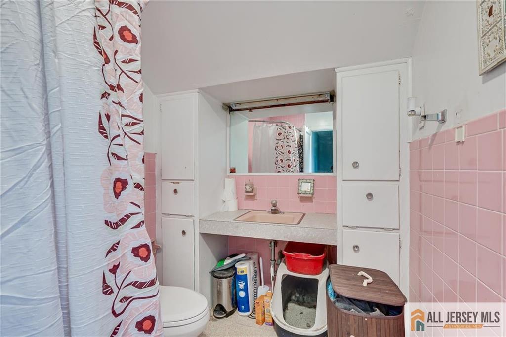 111 Johnson Street Highland Park NJ 08904