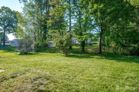 12 Gales Road Edison NJ 08837